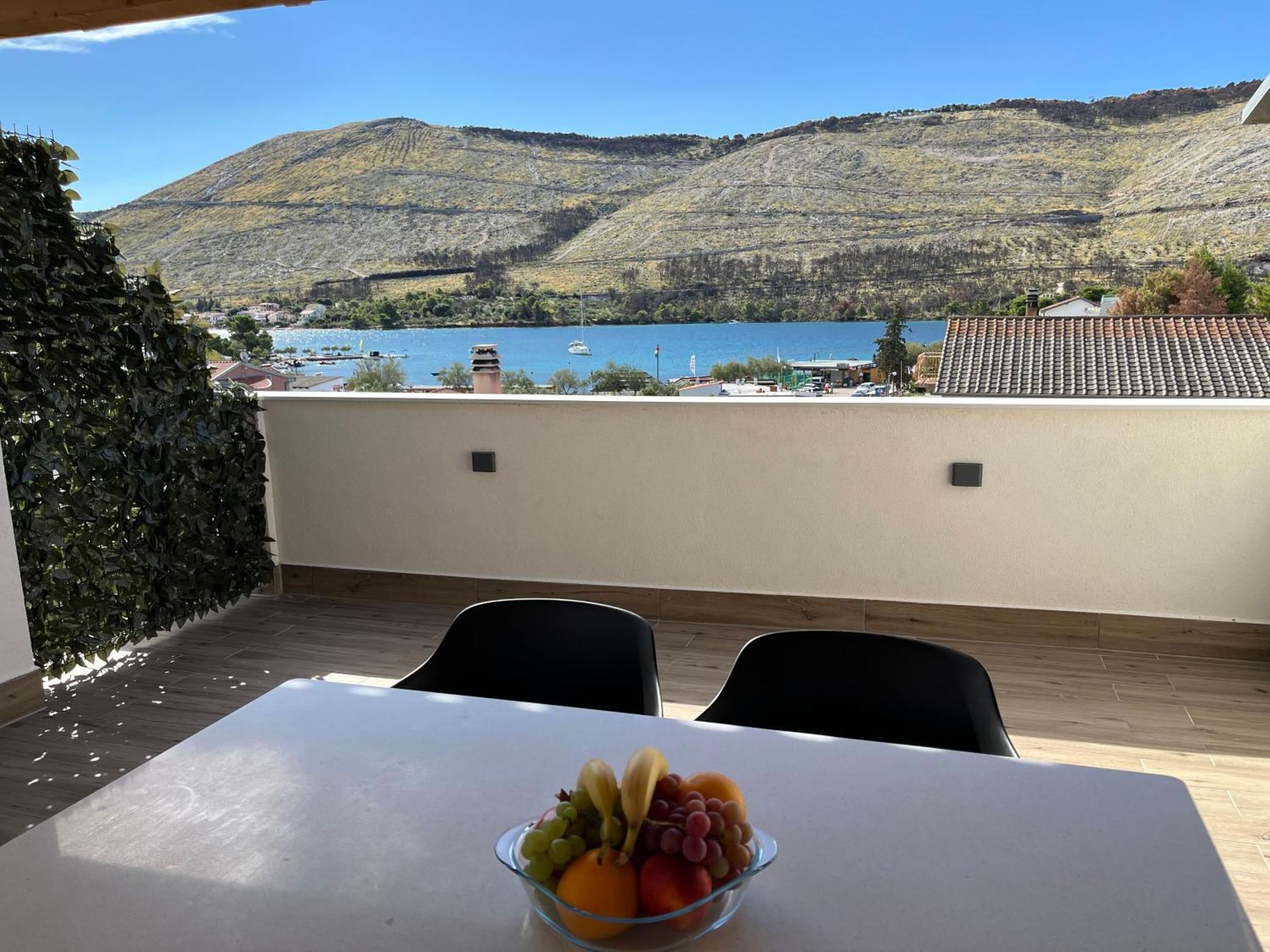 Apartmani Mlinar-One Bedroom Seaview Гребастика Экстерьер фото
