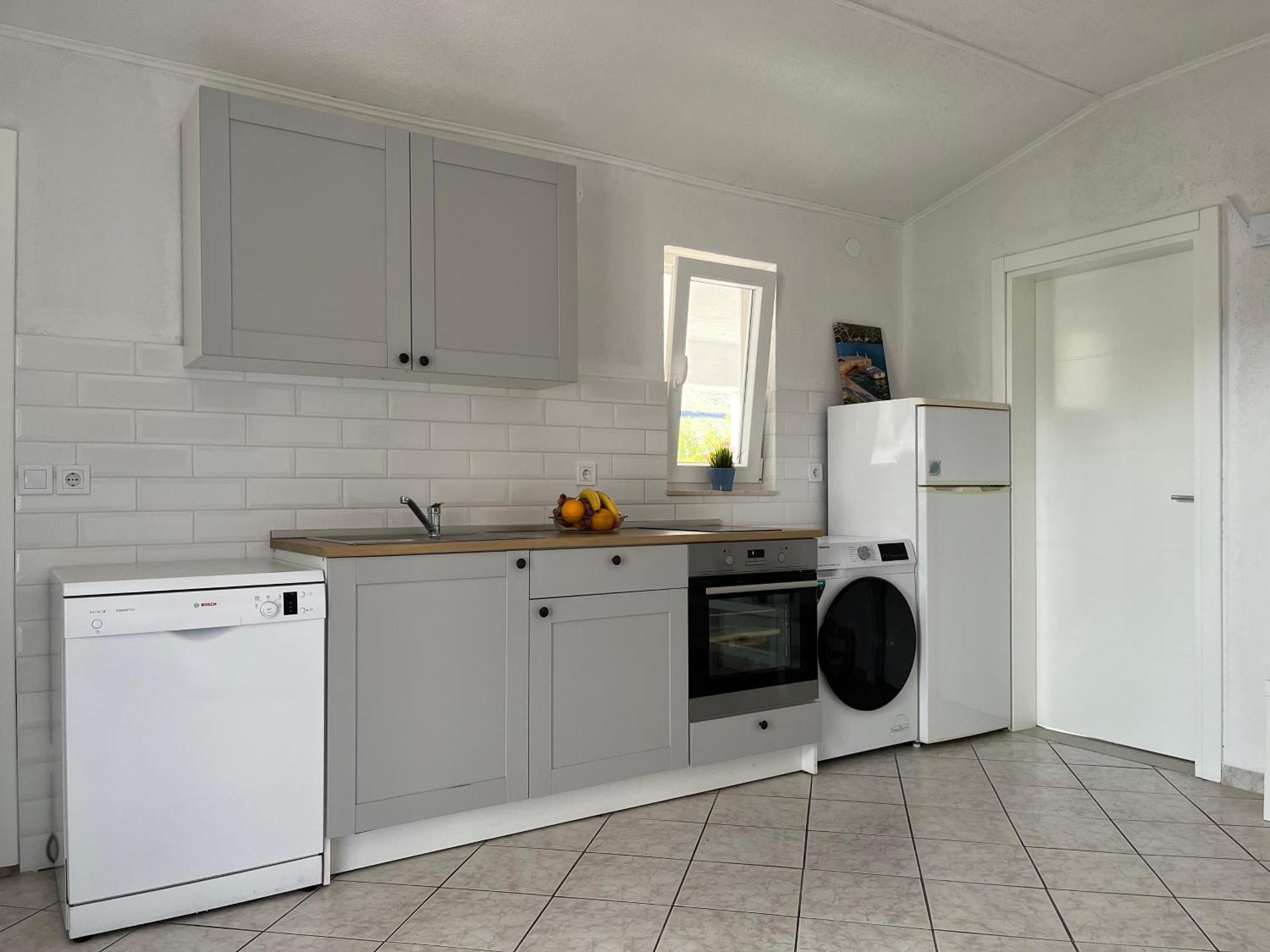 Apartmani Mlinar-One Bedroom Seaview Гребастика Экстерьер фото